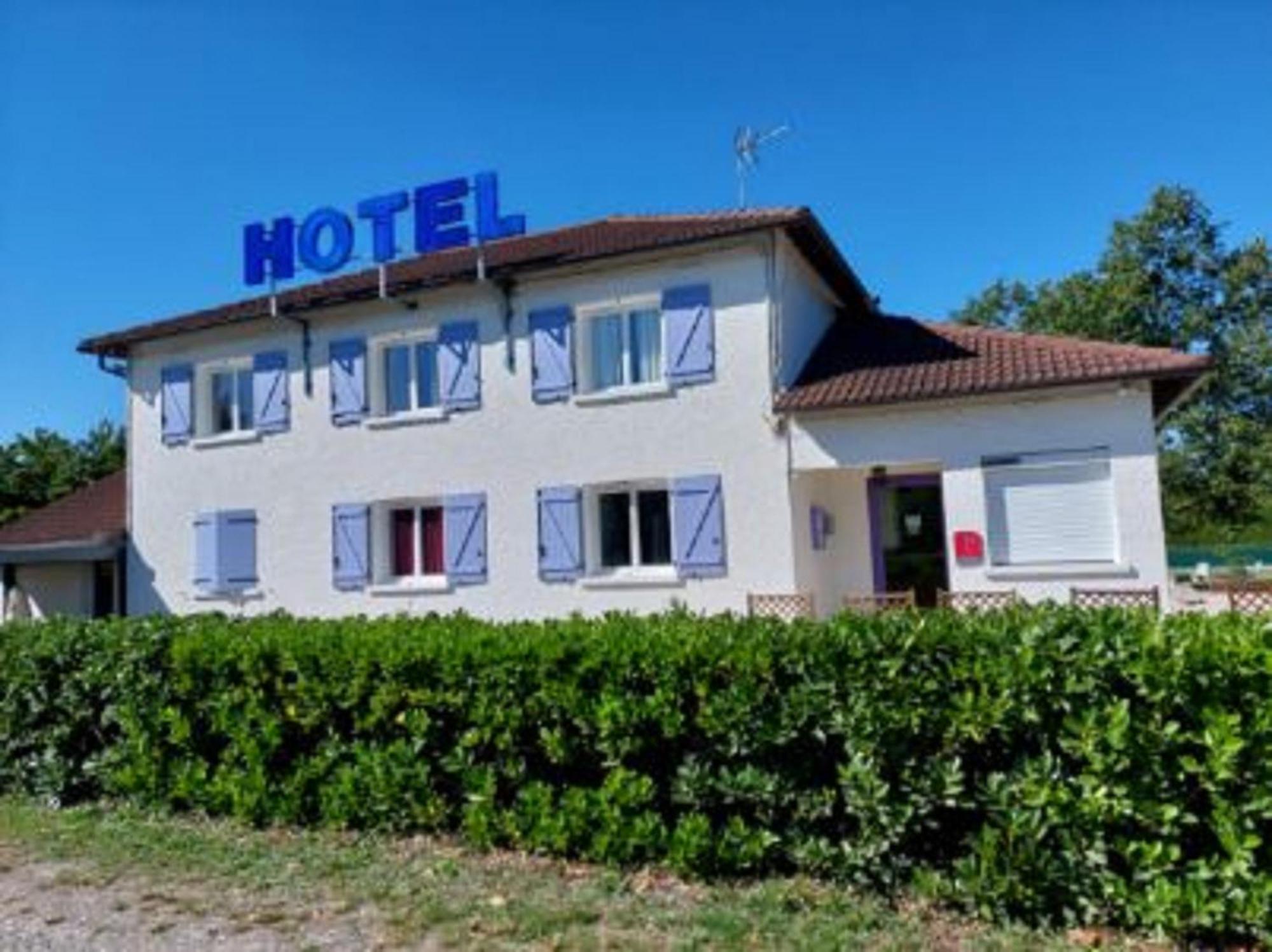 Hotel Au Charme Du Levat Saint Paul de Loubressac Dış mekan fotoğraf