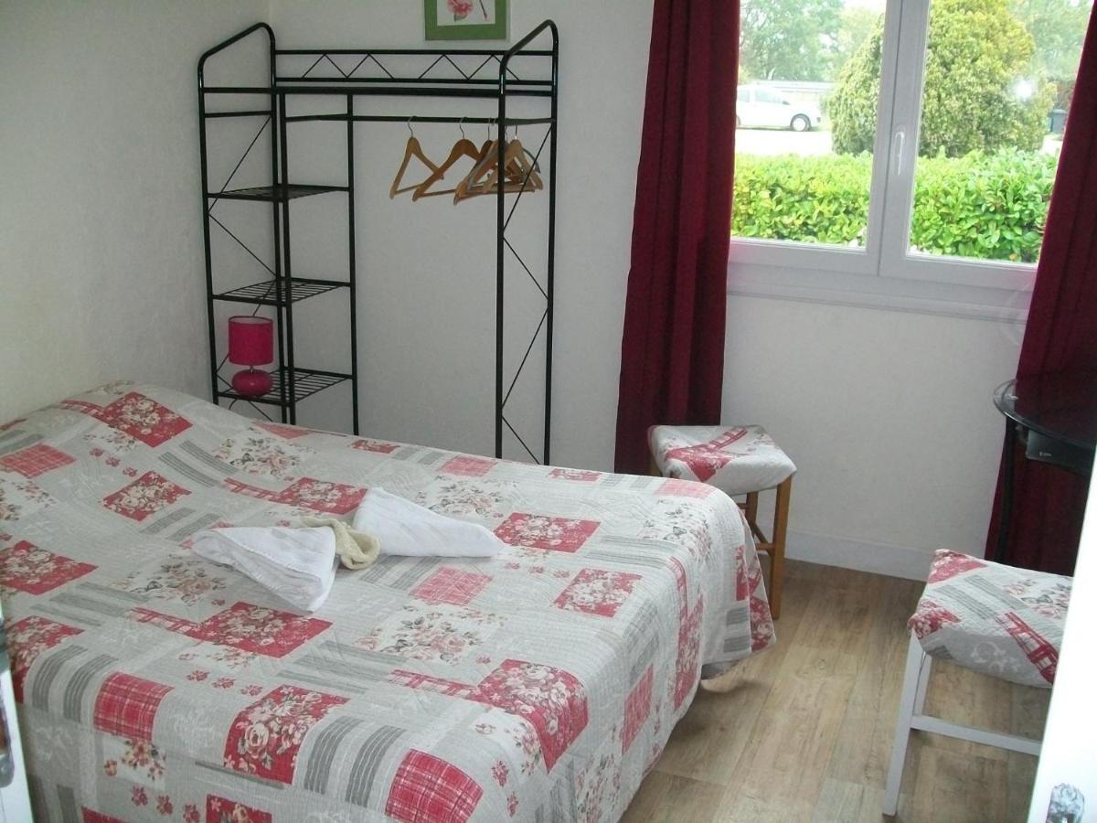 Hotel Au Charme Du Levat Saint Paul de Loubressac Dış mekan fotoğraf