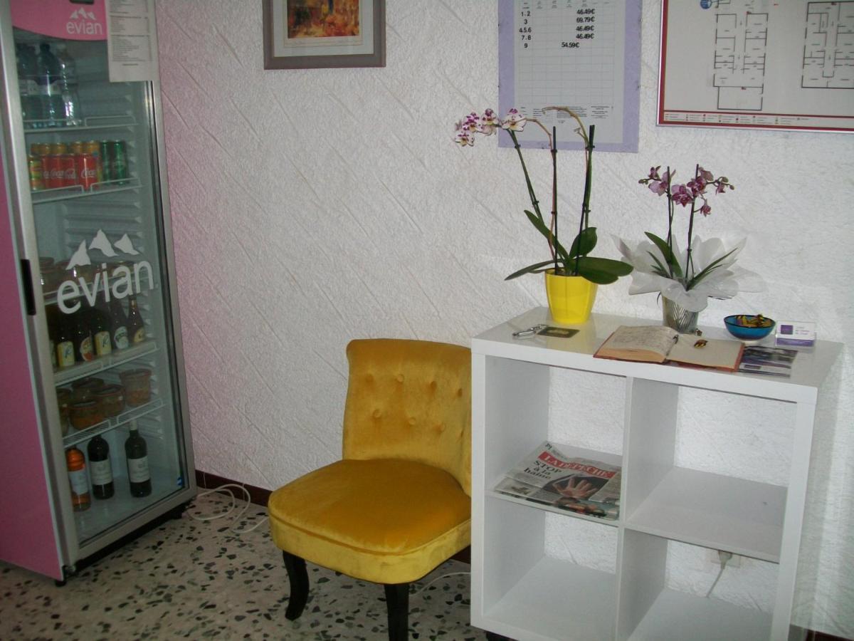 Hotel Au Charme Du Levat Saint Paul de Loubressac Dış mekan fotoğraf